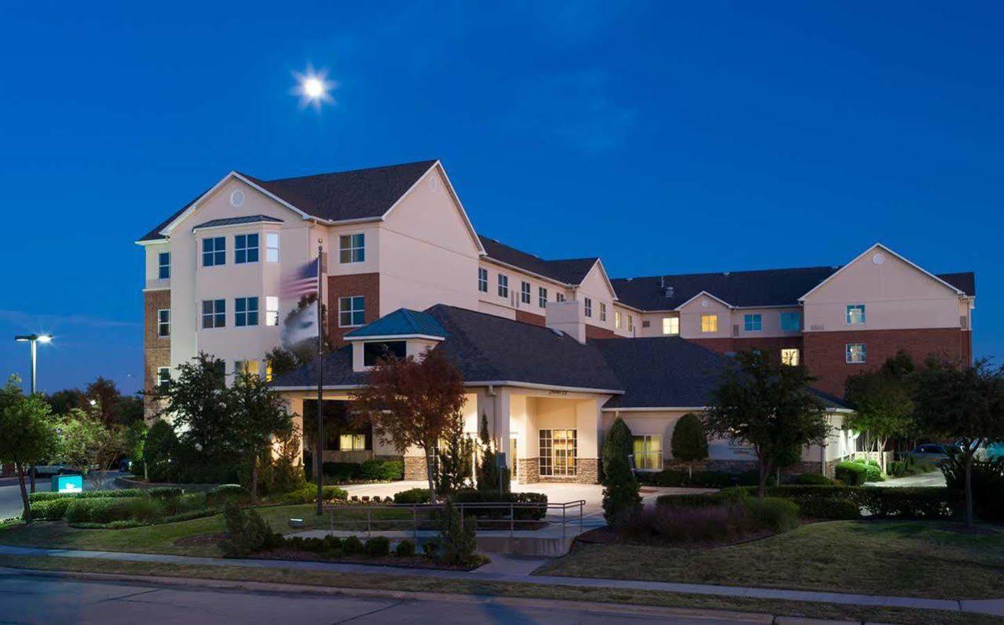 Springhill Suites By Marriott Dallas Dfw Airport East Las Colinas Irving Exterior foto